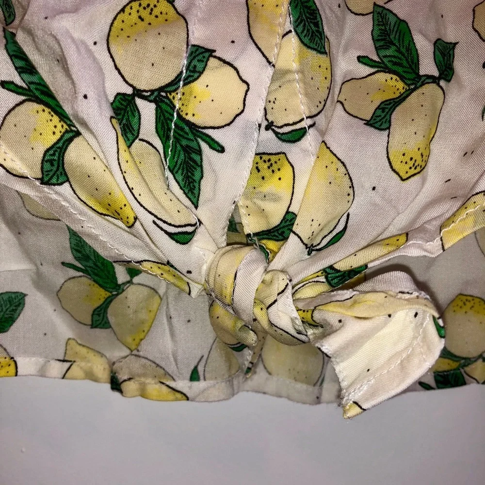 Beach Lunch Lounge Lemon Tank - Picture 3 of 4